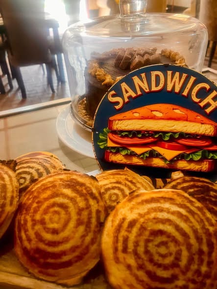 🥪 IT’S FRIDAY!!! 🥪