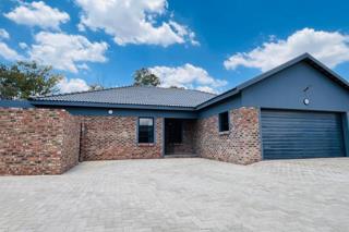 3 Bedroom Townhouse to Rent in Baillie Park