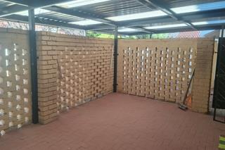 3 Bedroom Townhouse for Sale in Flamwood