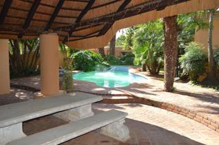 4 Bedroom House for Sale in Wilkoppies