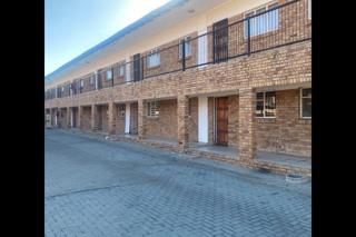 1 Bedroom Apartment / Flat for Sale in Klerksdorp Central