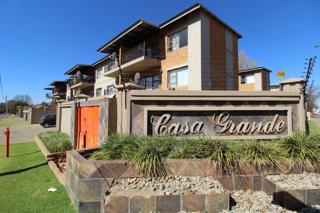 2 Bedroom Apartment / Flat for Sale in Potchefstroom Central