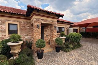 3 Bedroom Townhouse to Rent in Baillie Park