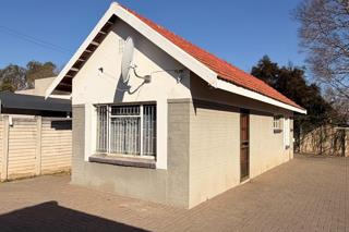 1 Bedroom Apartment / Flat to Rent in Van Der Hoff Park