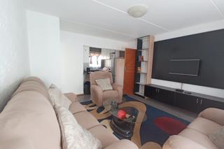 2 Bedroom Apartment / Flat to Rent in Baillie Park