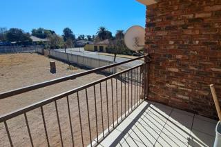 2 Bedrooms Apartment / Flat to Rent in Elandia