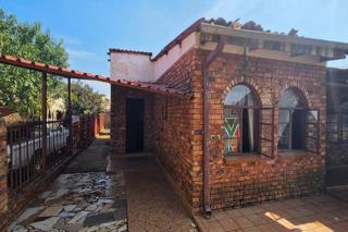 2 Bedroom House for Sale in Ikageng