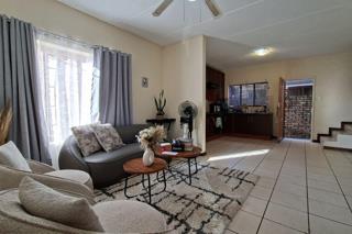 2 Bedroom Townhouse for Sale in Baillie Park