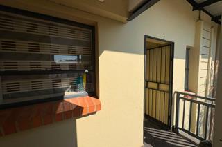 3 Bedroom Apartment / Flat for Sale in Geelhoutpark
