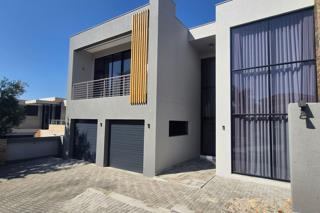 5 Bedroom House to Rent in Cashan