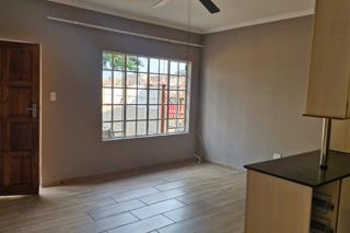 2 Bedroom House to Rent in Mid Town