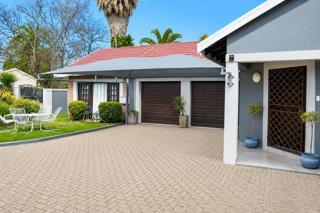 5 Bedroom House for Sale in Wilkoppies