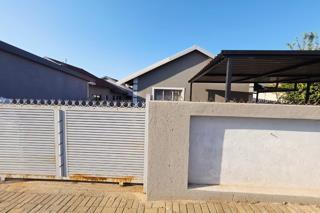 2 Bedroom House for Sale in Boitekong