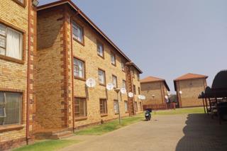 1 Bedroom Apartment / Flat to Rent in Potchefstroom Central
