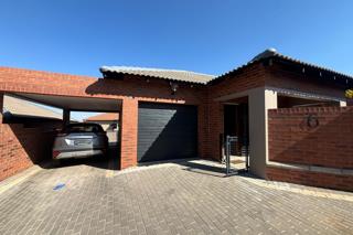 2 Bedroom Townhouse to Rent in Doringkruin