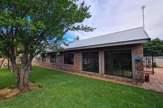 3 Bedroom House to Rent in Miederpark