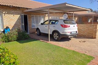 2 Bedroom Apartment / Flat to Rent in Bult West
