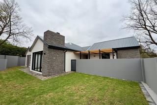 3 Bedroom House for Sale in Van Der Hoff Park