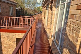 0.5 Bedroom Apartment / Flat for Sale in Dassie Rand