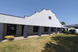 3 Bedroom House for Sale in Adamayview