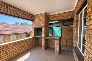 3 Bedroom Apartment / Flat for Sale in Safari Gardens