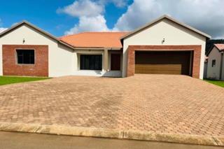 4 Bedroom House for Sale in Buffelspoort Eco Estate
