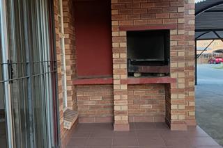 3 Bedroom Apartment / Flat to Rent in Waterval East