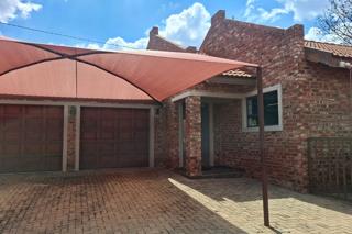 3 Bedroom Townhouse to Rent in Baillie Park