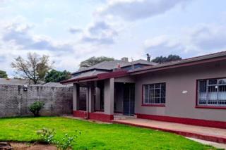 3 Bedroom House to Rent in Oos Einde