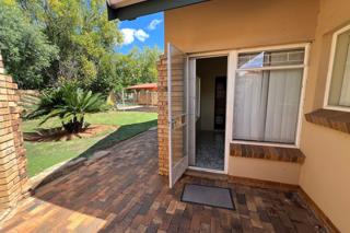 3 Bedroom House to Rent in Adamayview